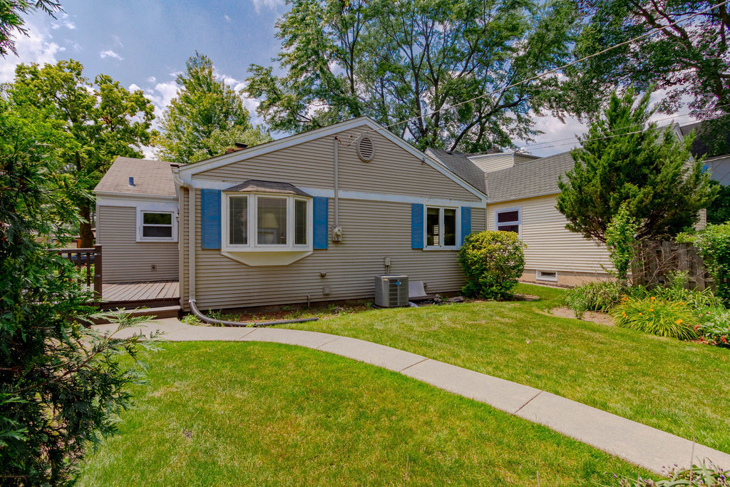 8937 Harms Road Morton Grove, IL 60053 - Photo 25 of 27 Gallery Image 25