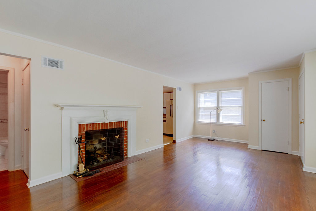 8937 Harms Road Morton Grove, IL 60053 - Photo 5 of 27 Gallery Image 5