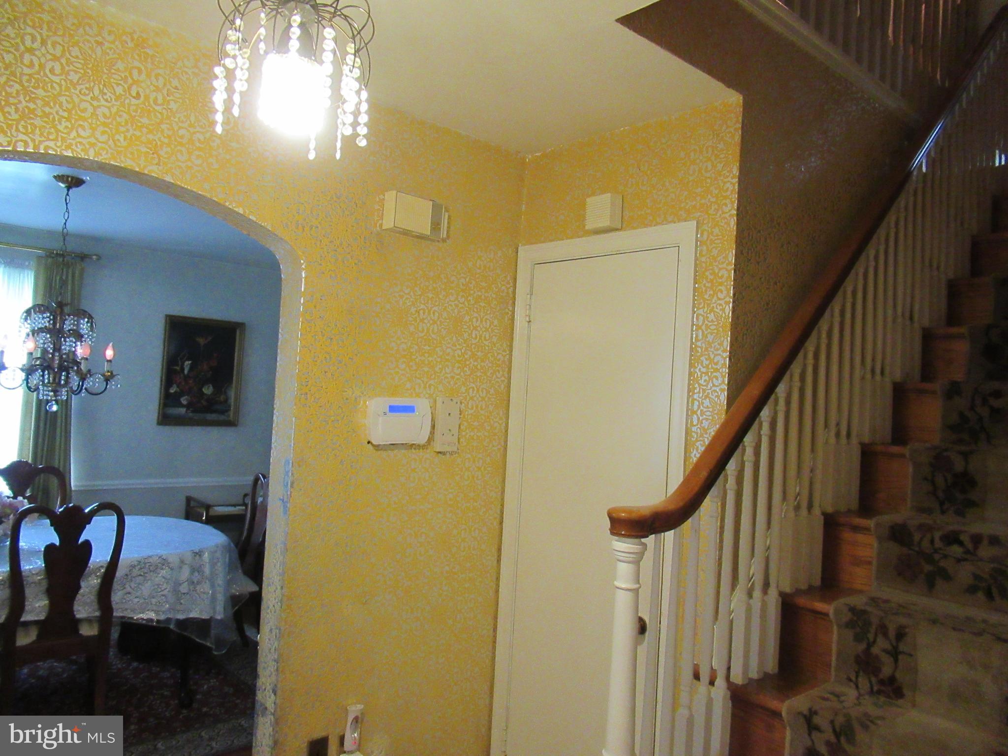 101 Dewey Road Cheltenham, PA 19012 - Photo 4 of 37 Center hall closet
