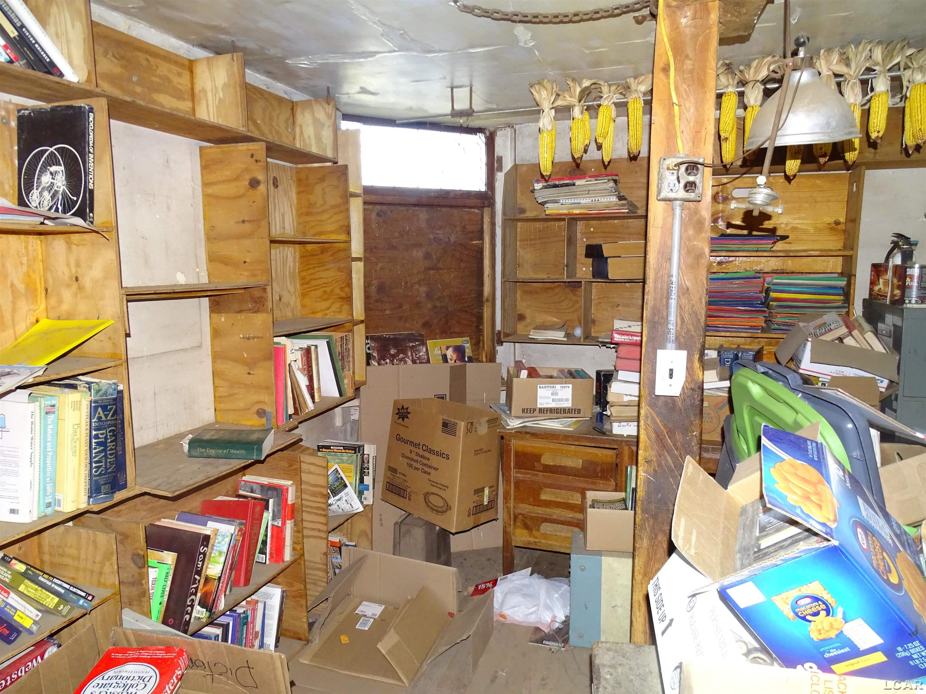 433 Coolbaugh Road Jackson, MI 49201 - Photo 5 of 7