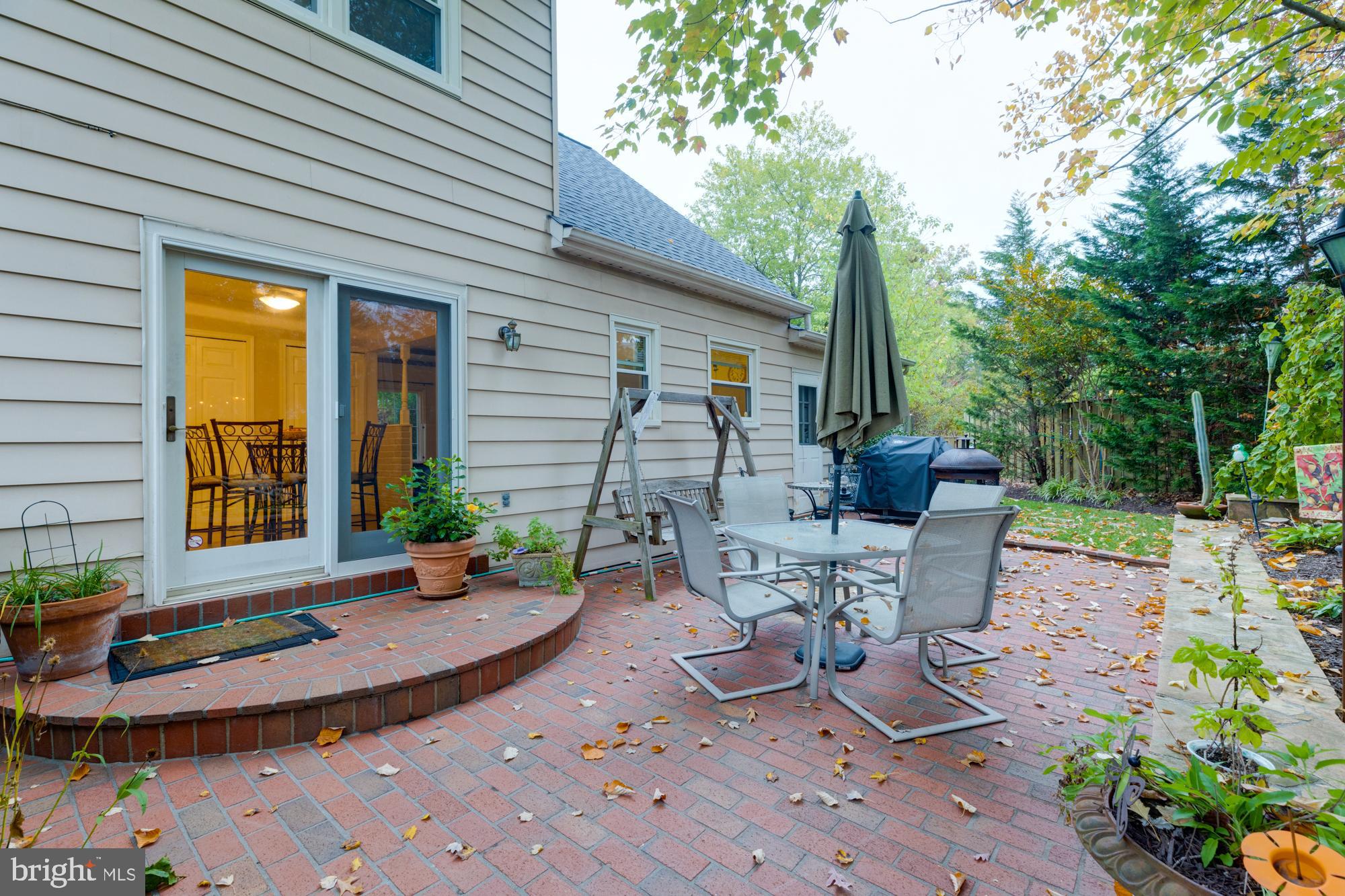 8116 Northumberland Road Springfield, VA 22153 - Photo 34 of 54 Beautiful professional landscaping & hardscaping