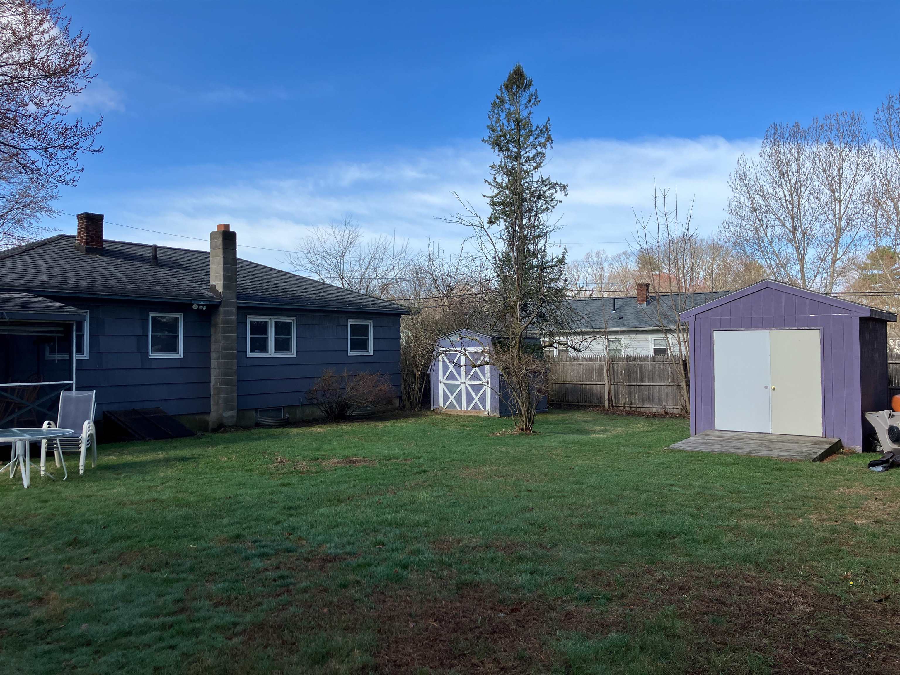 120 Purdue Street Manchester, NH 03103 - Photo 4 of 30