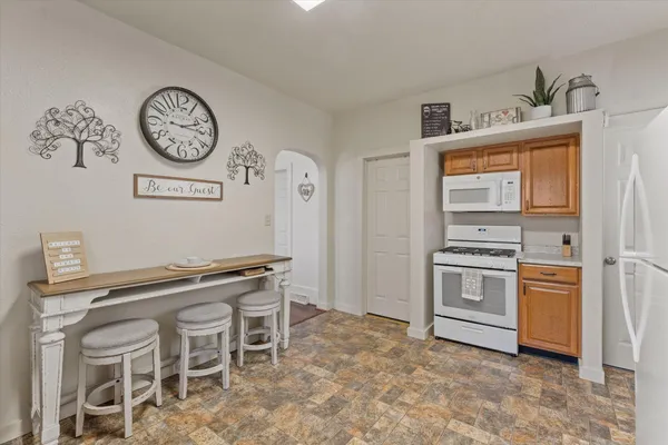 $300,000 | 402 Jefferson Street, Cassopolis, MI 49031