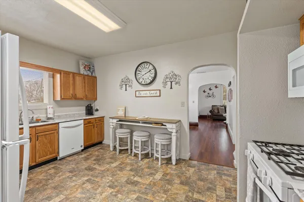 $300,000 | 402 Jefferson Street, Cassopolis, MI 49031