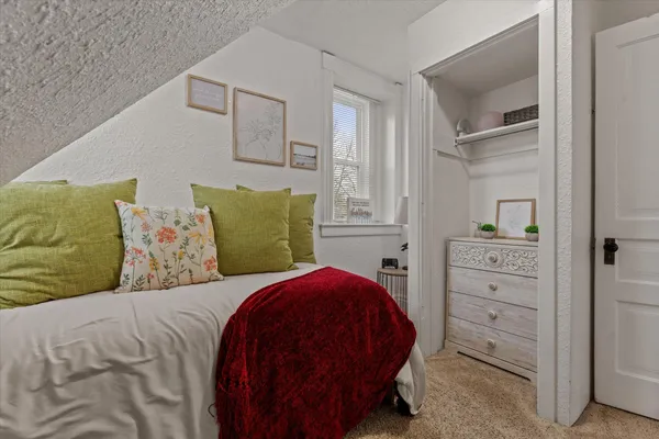 $300,000 | 402 Jefferson Street, Cassopolis, MI 49031