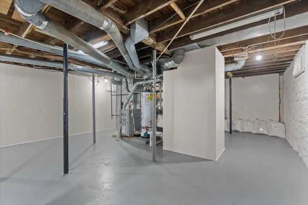 $300,000 | 402 Jefferson Street, Cassopolis, MI 49031