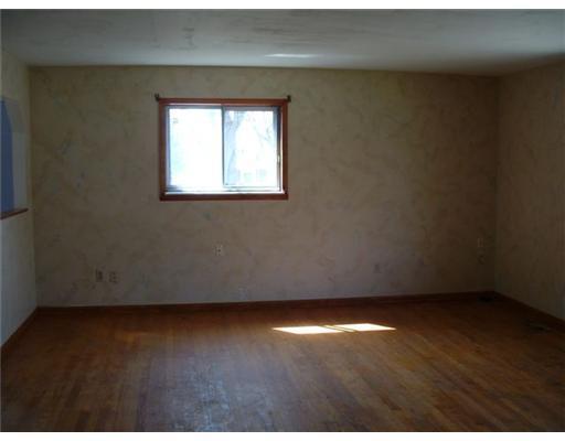 3241 Delrey Road Springfield, OH 45504 - Photo 2 of 9