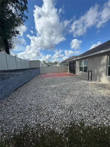 a view of a tennis court