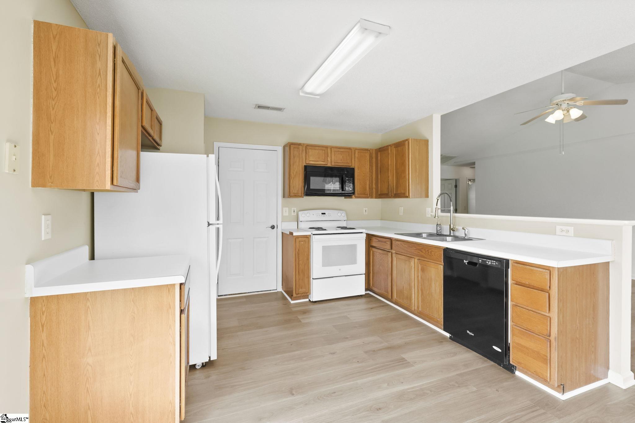 7 3 Coins Court Fountain Inn, SC 29644 - Photo 13 of 41