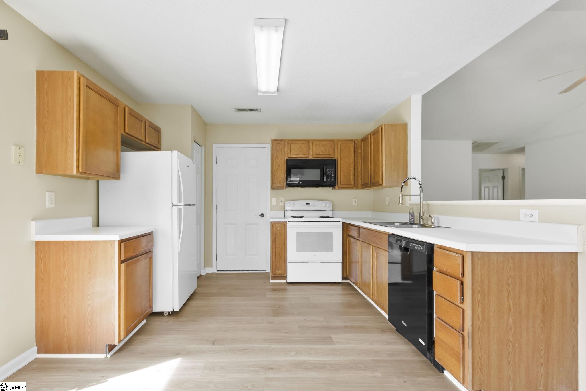 7 3 Coins Court Fountain Inn, SC 29644 - Photo 16 of 41