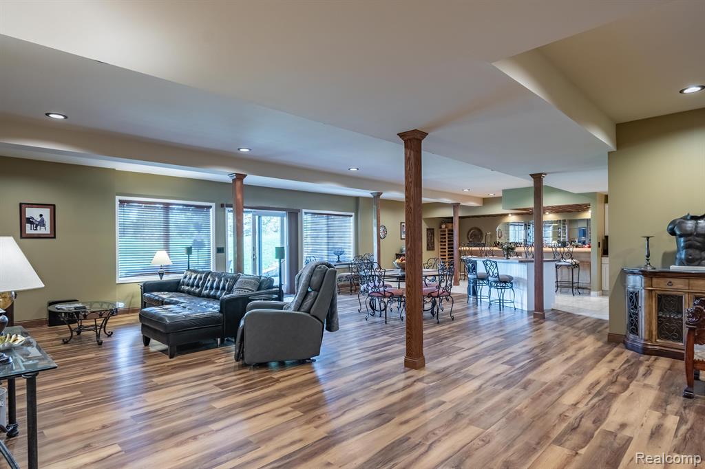 256 Inverness Highland, MI 48357 - Photo 55 of 99 Gallery Image 55