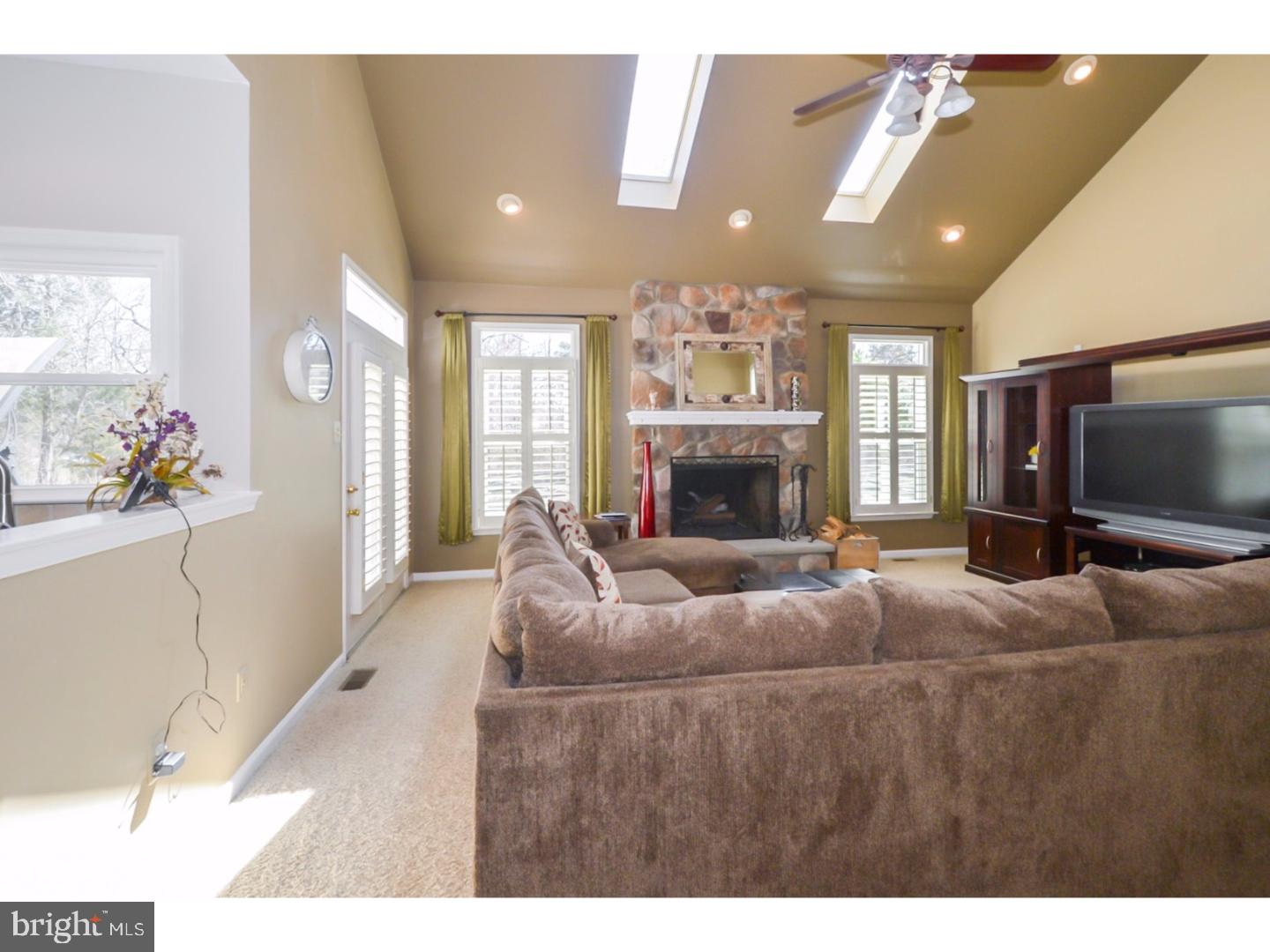 2296 Weigner Road Lansdale, PA 19446 - Photo 12 of 25 Family Room