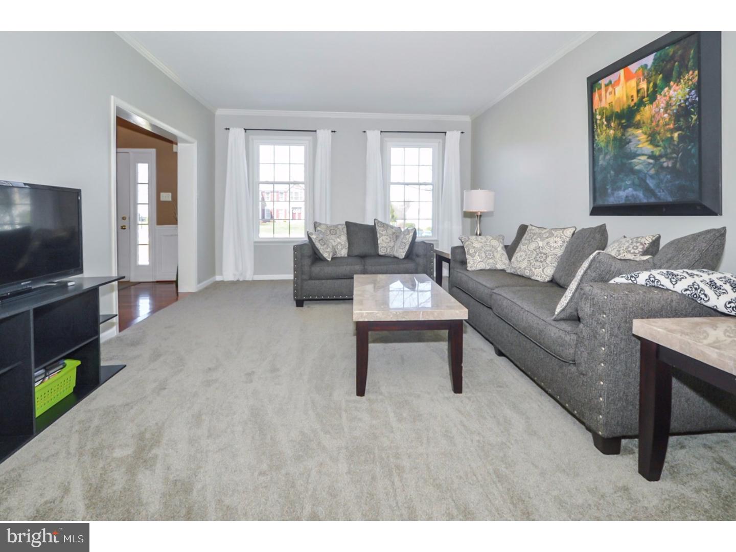 2296 Weigner Road Lansdale, PA 19446 - Photo 4 of 25 Living Room