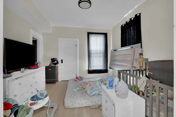 $225,000 | 1446 West High Street, Davenport, IA 52804