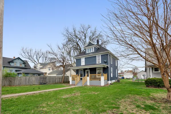$225,000 | 1446 West High Street, Davenport, IA 52804