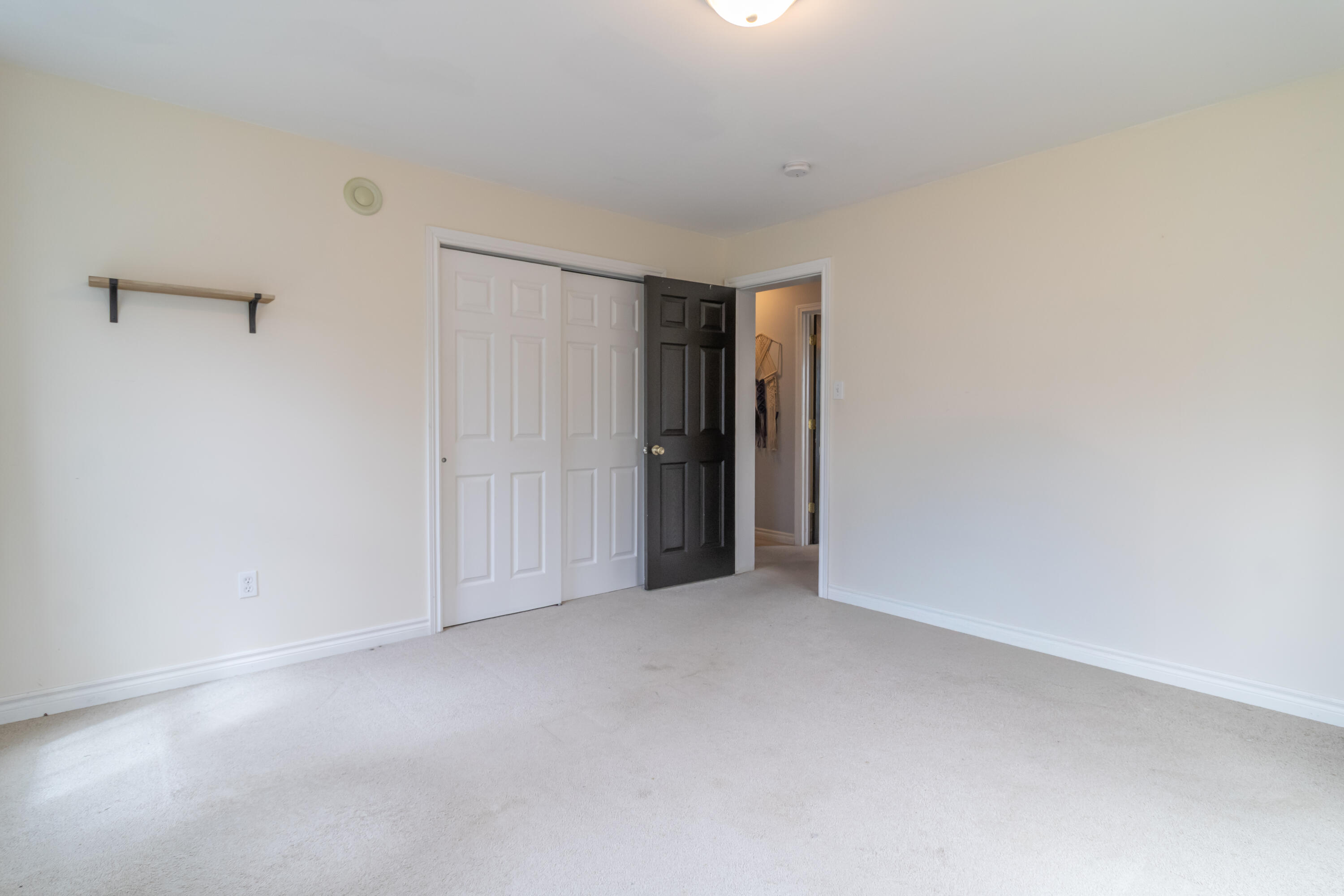 53 Cardinal Way Bangor, ME 04401 - Photo 20 of 32 53 Cardinal Way Interiors-3