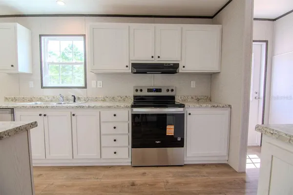 $274,900 | 192 Freedom Drive, Frostproof, FL 33843