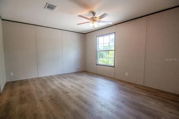 $274,900 | 192 Freedom Drive, Frostproof, FL 33843