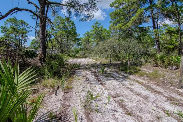 $274,900 | 192 Freedom Drive, Frostproof, FL 33843