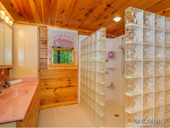 2501 Grassy Knob Road Mill Spring, NC 28756 - Photo 12 of 24 Gallery Image 12