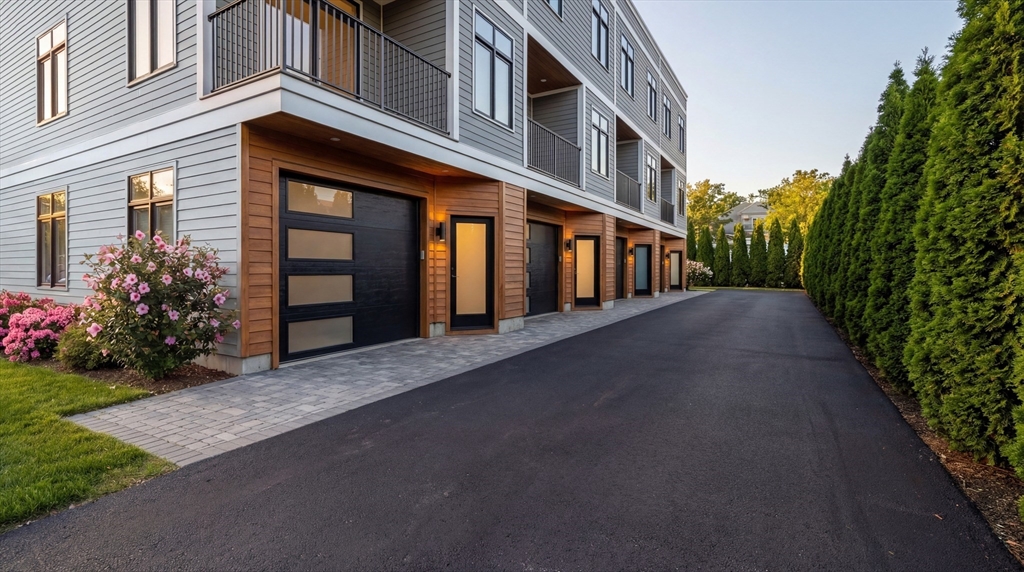 15 Tanglewood Road, Unit B Boston, MA 02126 - Photo 2 of 6