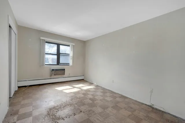 $279,000 | 2261 Palmer Avenue, Unit 2M, New Rochelle, NY 10801