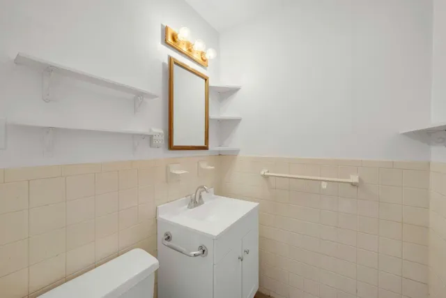 $279,000 | 2261 Palmer Avenue, Unit 2M, New Rochelle, NY 10801