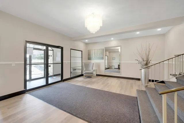 $279,000 | 2261 Palmer Avenue, Unit 2M, New Rochelle, NY 10801