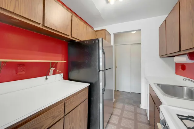 $279,000 | 2261 Palmer Avenue, Unit 2M, New Rochelle, NY 10801