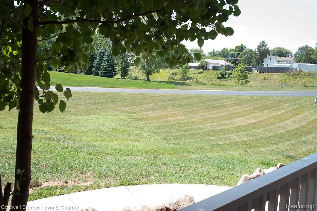 2890 Black Eagle Ridge Howell, MI 48843 - Photo 3 of 30 front.jpg