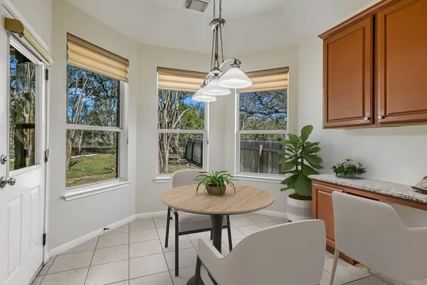 $724,990 | 7416 Brecourt Manor Way, Austin, TX 78739