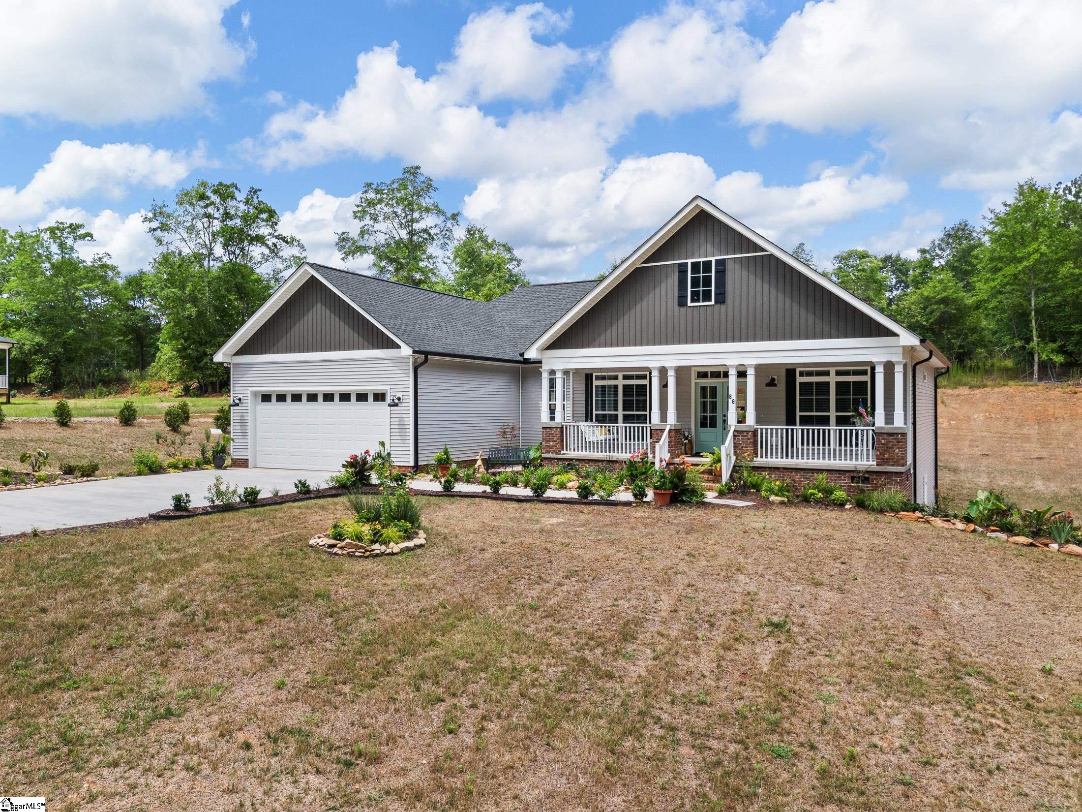 86 Old Schoolhouse Road Converse, SC 29329 - Photo 3 of 36 Gallery Image 3