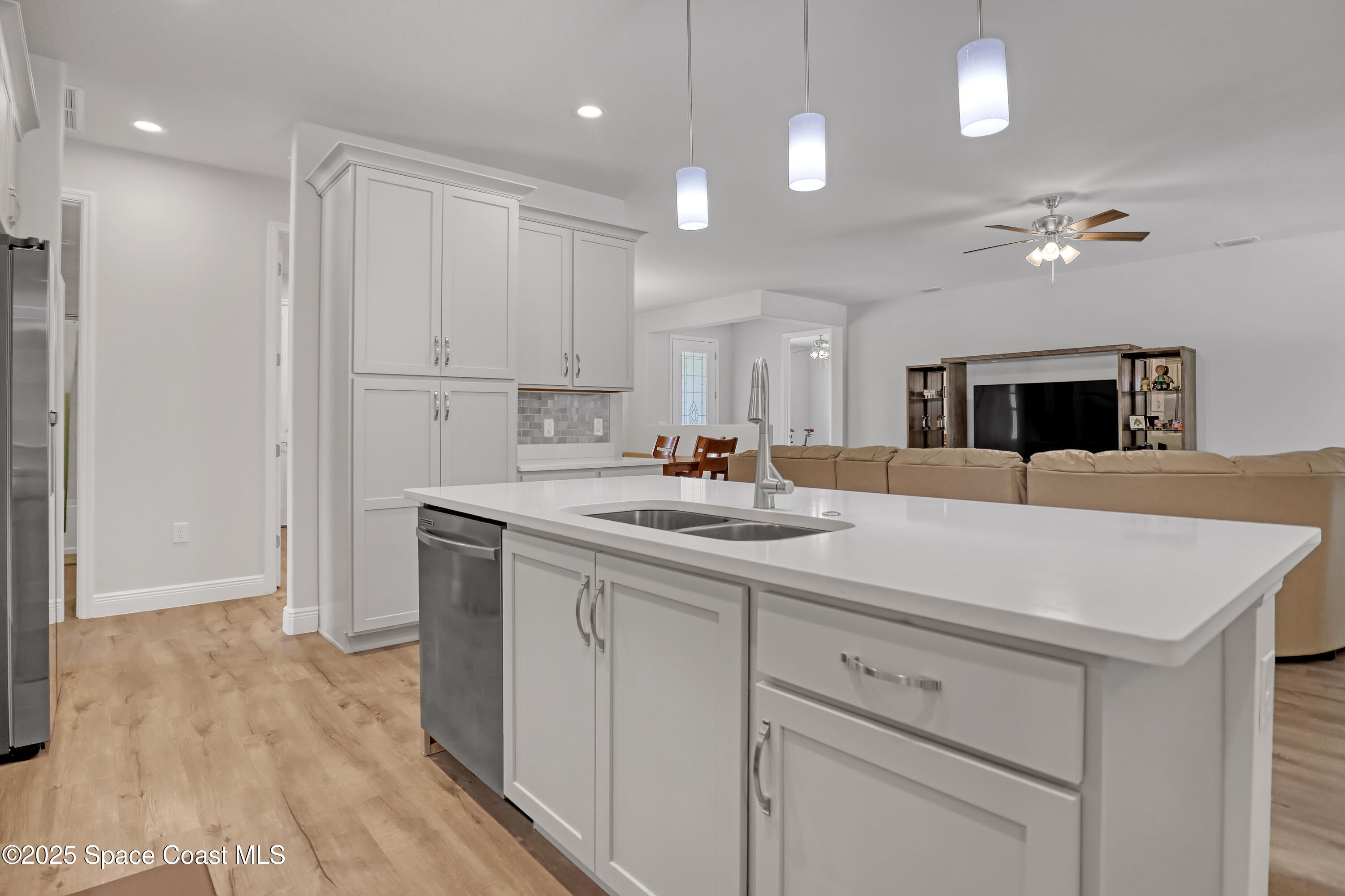 1841 Market Circle Northeast Palm Bay, FL 32905 - Photo 12 of 46 1841 Market (17)