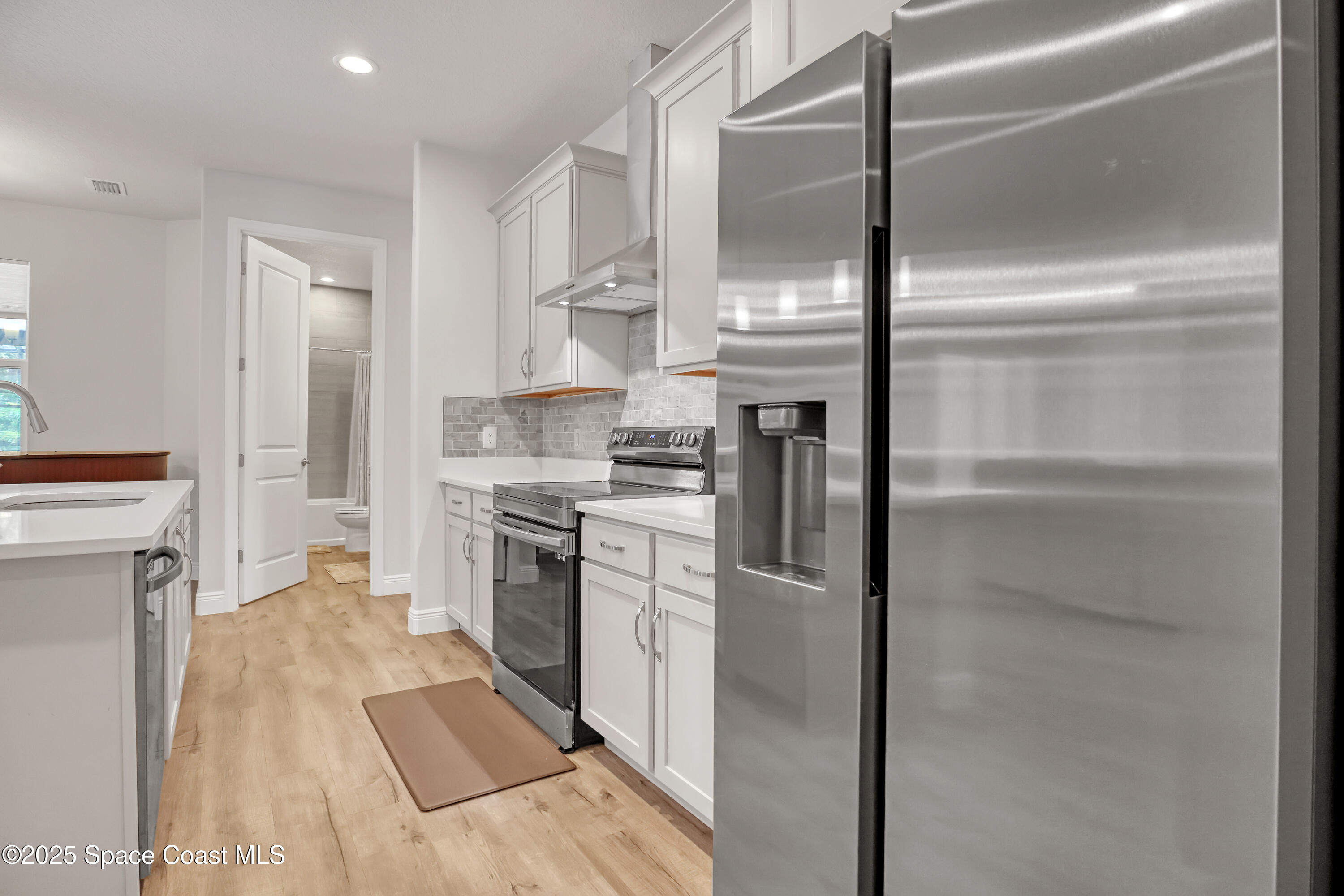 1841 Market Circle Northeast Palm Bay, FL 32905 - Photo 15 of 46 1841 Market (19)