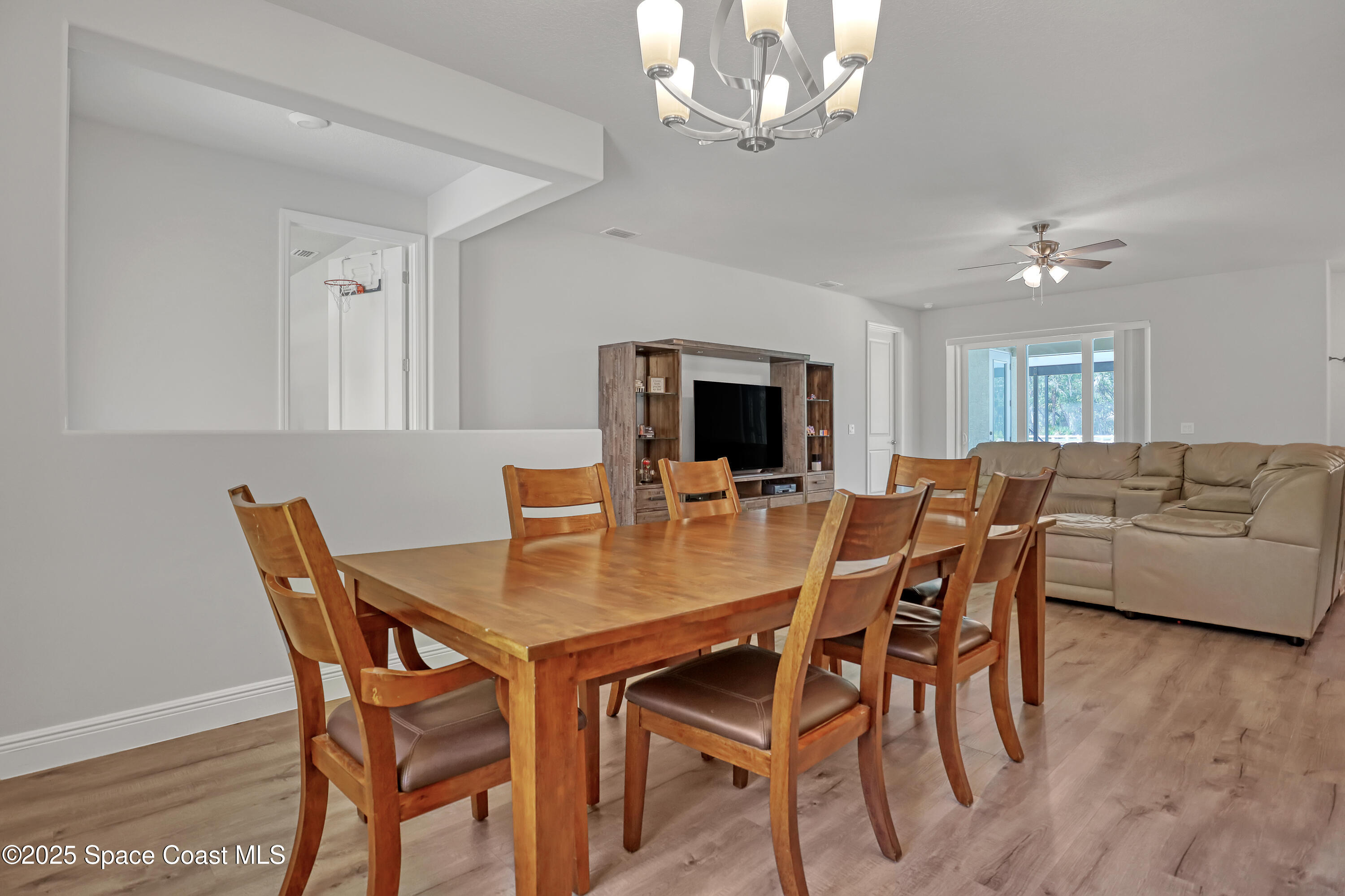 1841 Market Circle Northeast Palm Bay, FL 32905 - Photo 18 of 46 1841 Market (8)