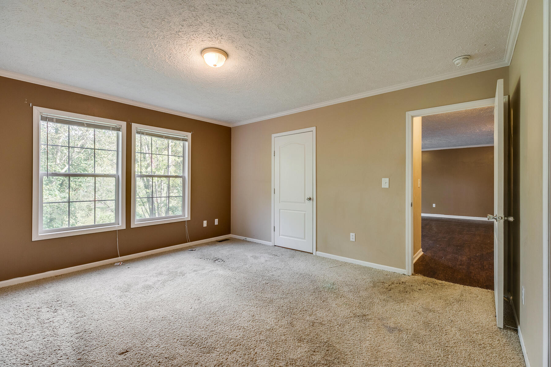 944 Chadwell Road Kingsport, TN 37660 - Photo 18 of 36 021