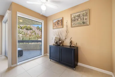 $285,500 | 1552 South Camino Real, Unit 333, Palm Springs, CA 92264