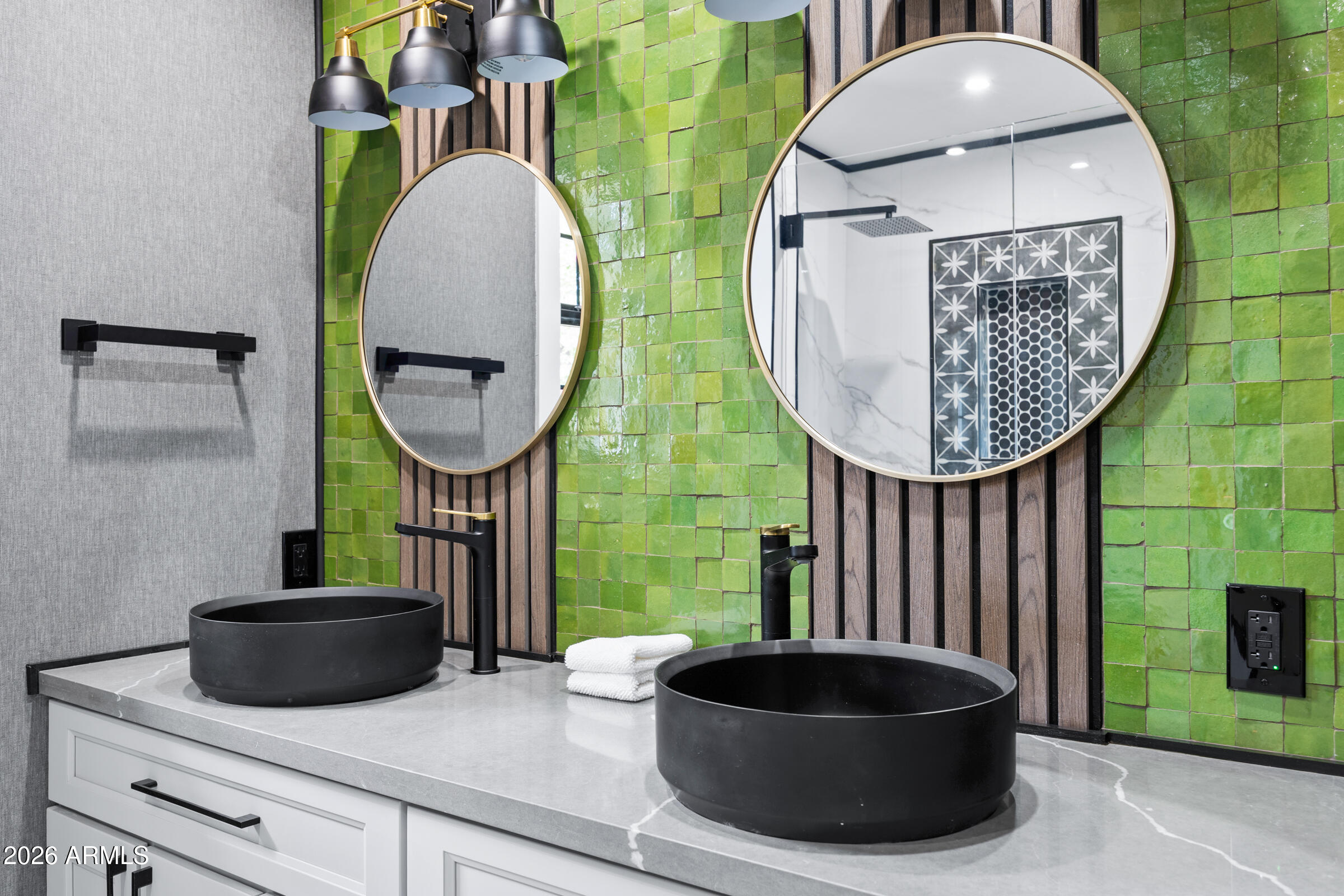 3616 East Fairmount Avenue Phoenix, AZ 85018 - Photo 14 of 58 Master bathroom