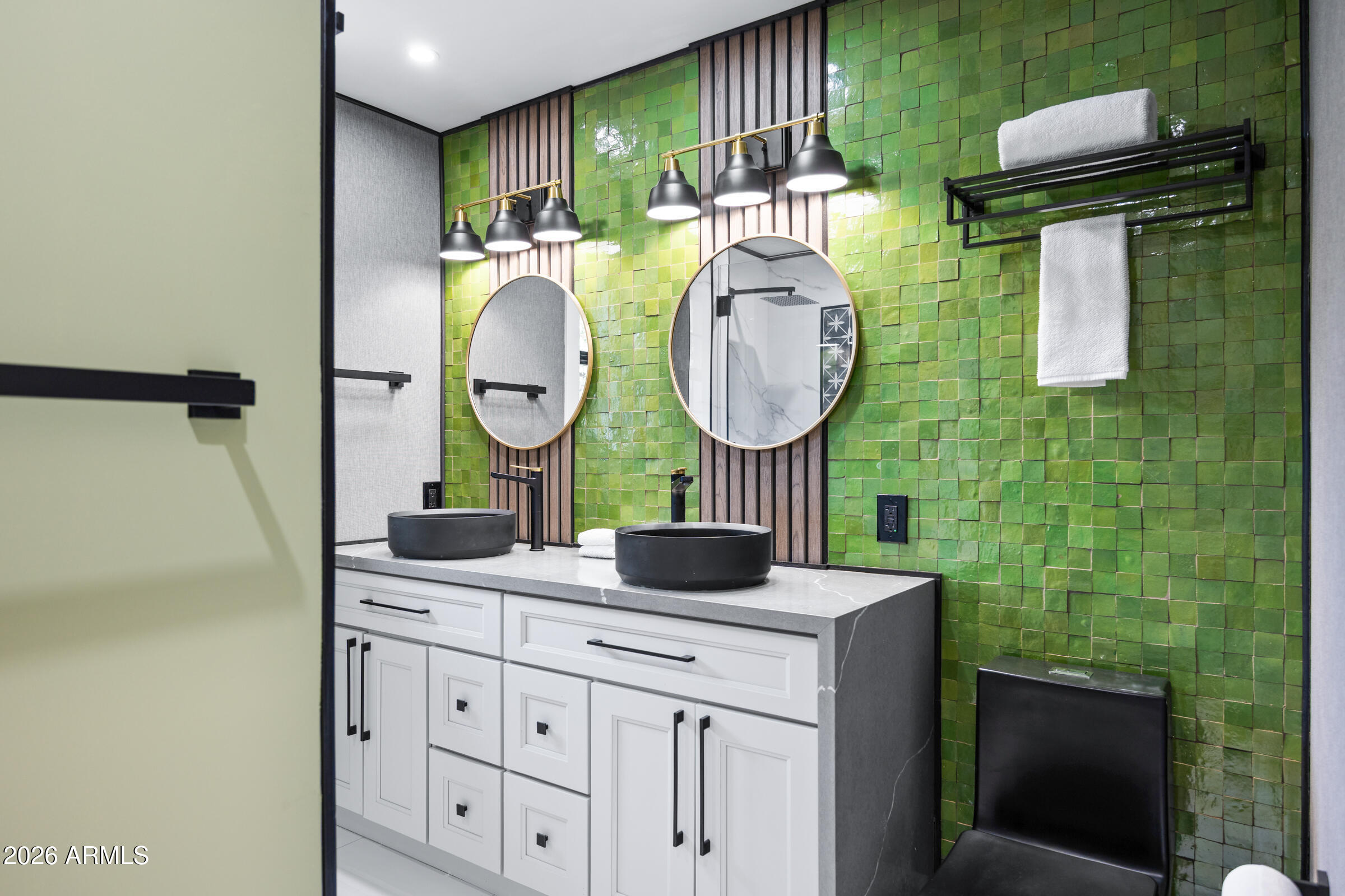 3616 East Fairmount Avenue Phoenix, AZ 85018 - Photo 15 of 58 Master bathroom