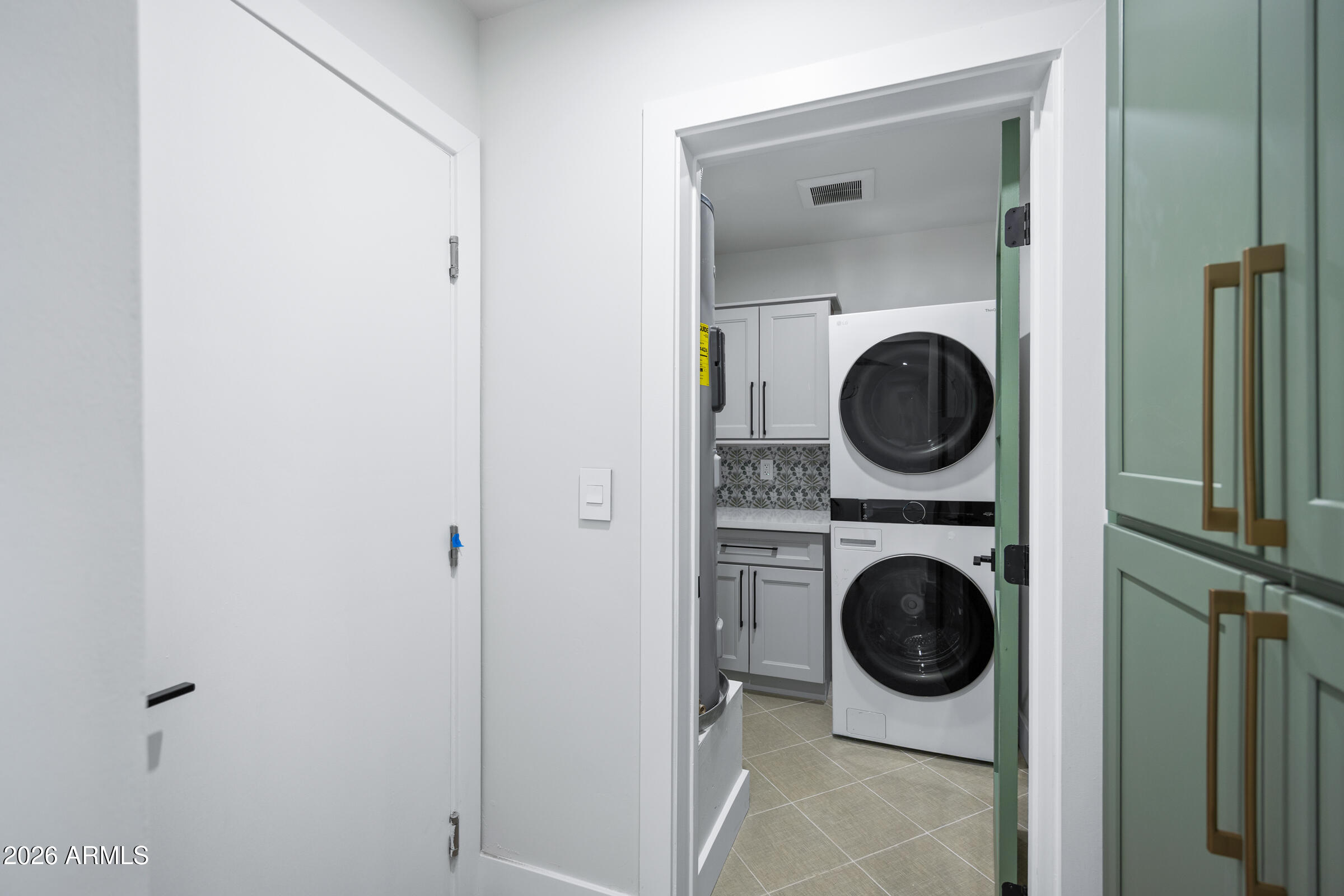 3616 East Fairmount Avenue Phoenix, AZ 85018 - Photo 24 of 58 Laundry room & pantry
