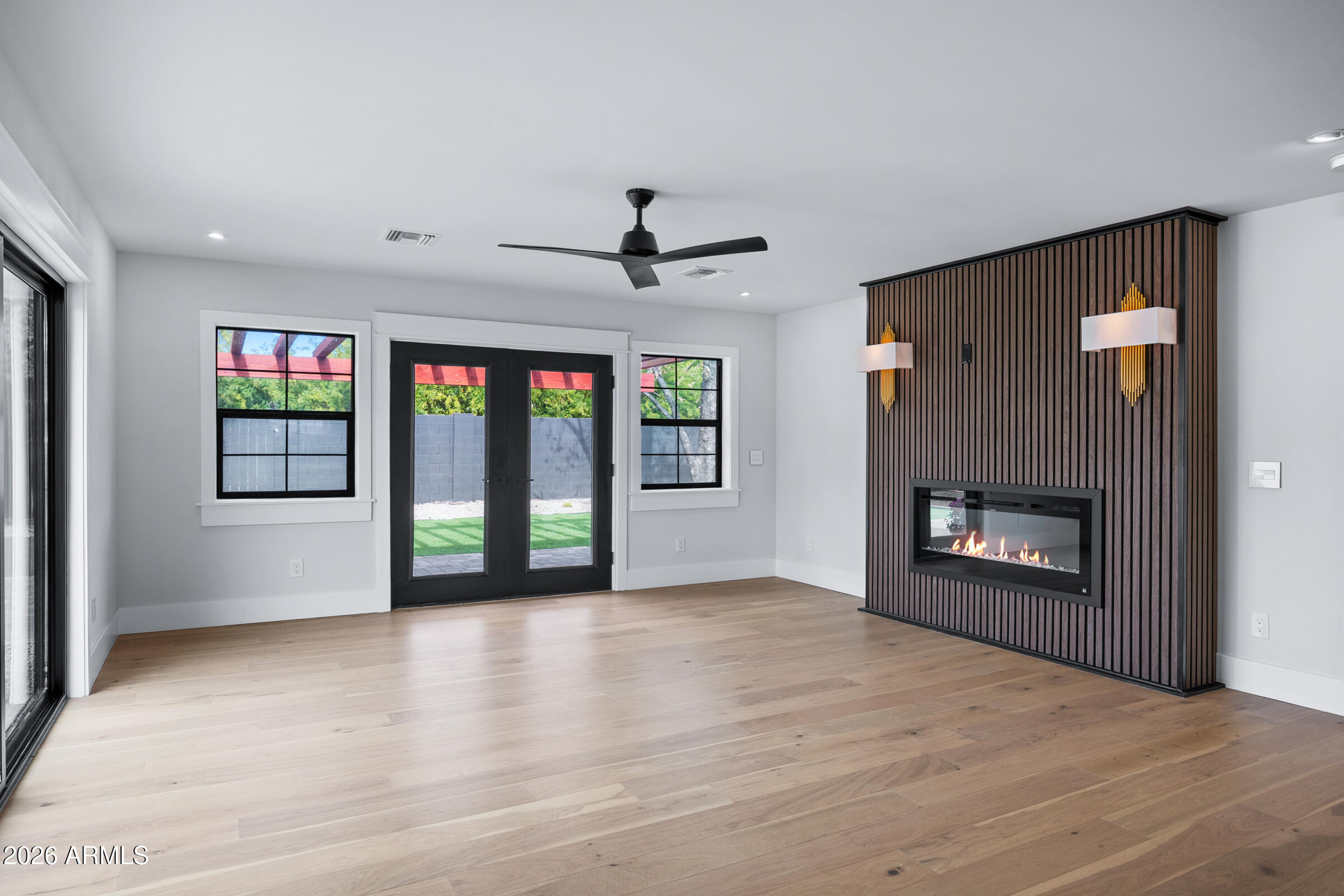 3616 East Fairmount Avenue Phoenix, AZ 85018 - Photo 36 of 58 Family room
