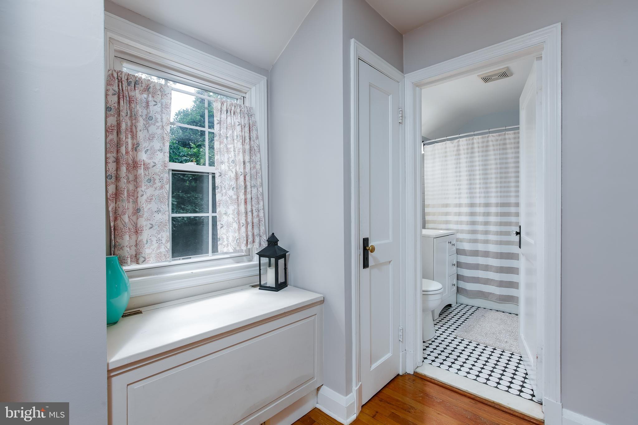 6708 Sherwood Road Baltimore, MD 21239 - Photo 16 of 29