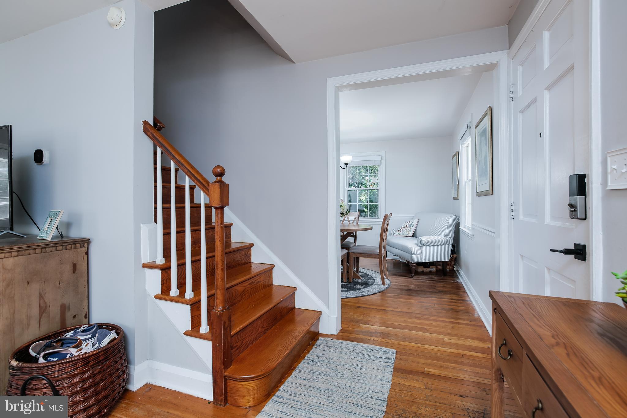 6708 Sherwood Road Baltimore, MD 21239 - Photo 3 of 29