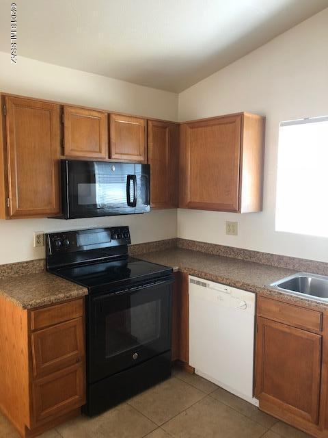 4324 West Bunk House Road Tucson, AZ 85741 - Photo 4 of 26 Gallery Image 4