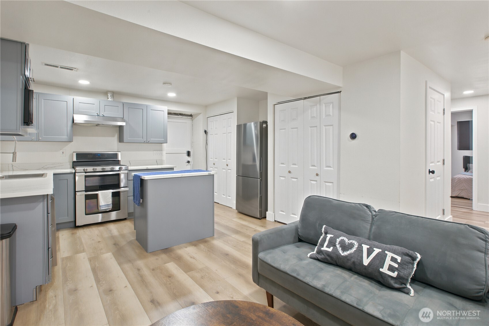 3519 Northeast 8th Street Renton, WA 98056 - Photo 31 of 38 Gallery Image 31