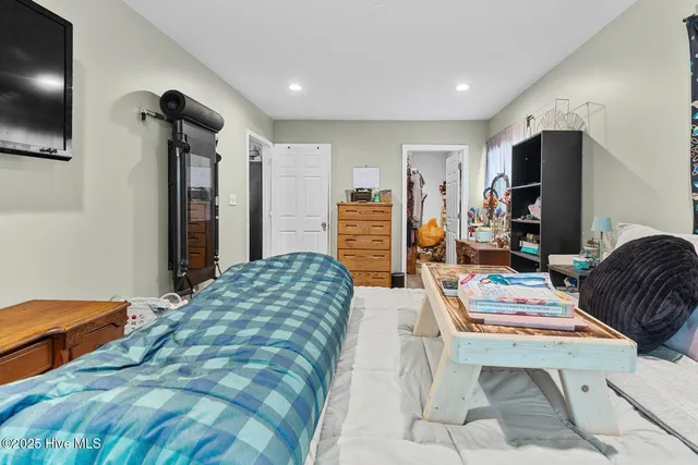 $249,900 | 608 Henderson Drive, Jacksonville, NC 28540