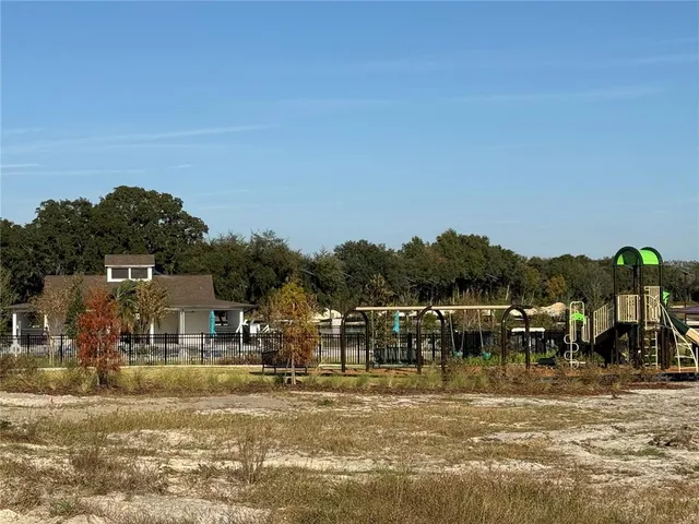 $285,000 | 1204 Port Blue Way, Lady Lake, FL 32159