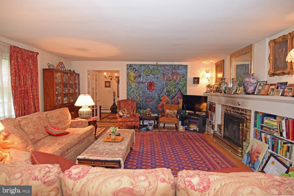 1146 Lawrence Road Lawrence Township, NJ 08648 - Photo 4 of 15 Living room ground floor