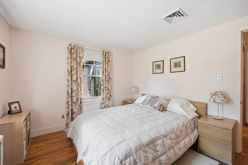 12 Ranch Avenue Easthampton, MA 01027 - Photo 23 of 42