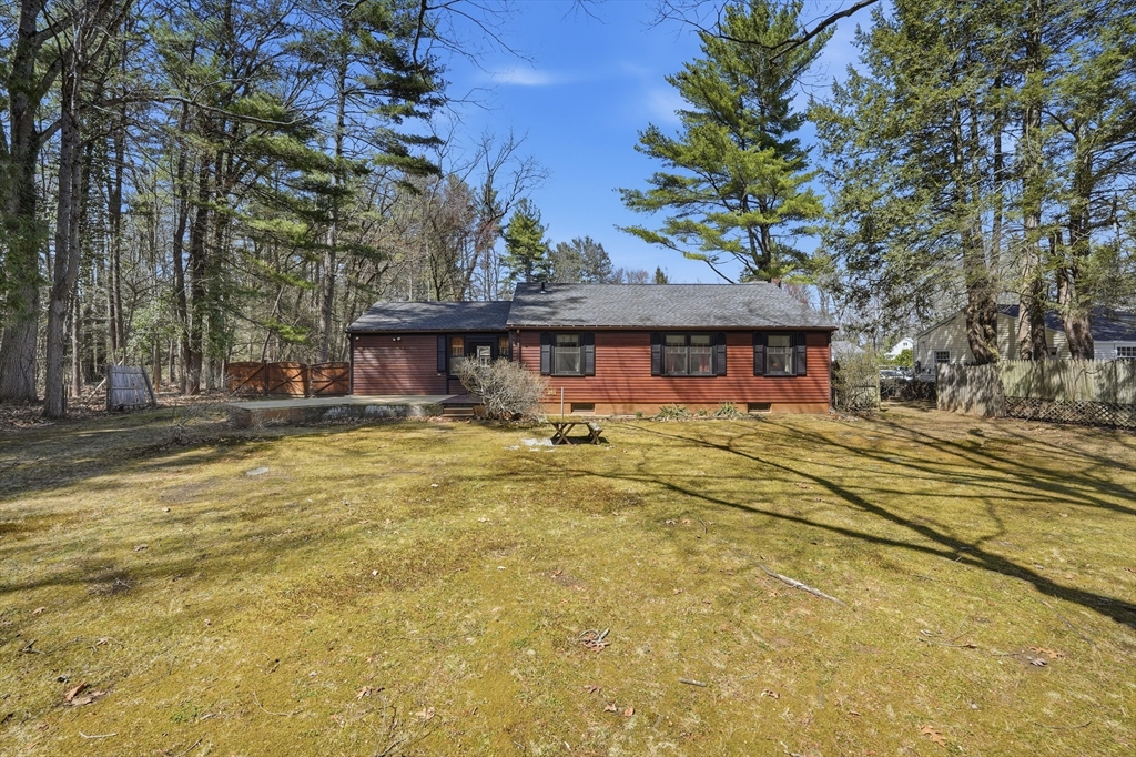 12 Ranch Avenue Easthampton, MA 01027 - Photo 5 of 42